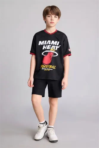 Resim Defacto Erkek Çocuk T-shirt H2897A8/BK81