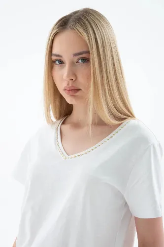 Resim Fashion Friends Kadın T-shirt 26Y0478K1