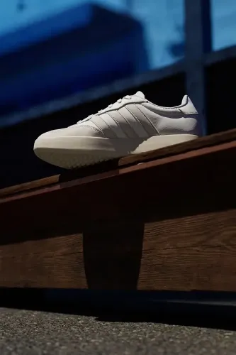 Resim Adidas BARREDA Kadın Spor Ayakkabı JP5957
