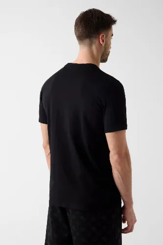 Resim Guess Ambrogıo Cn Ss Erkek T-Shirt Z6Gı06K2847-Jblk