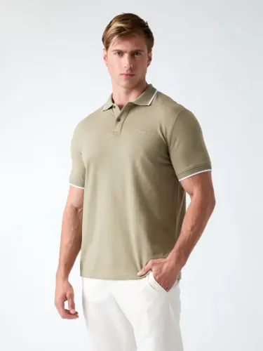 Resim M6YP47K4898-G9D5 Gues Erkek T-shirt