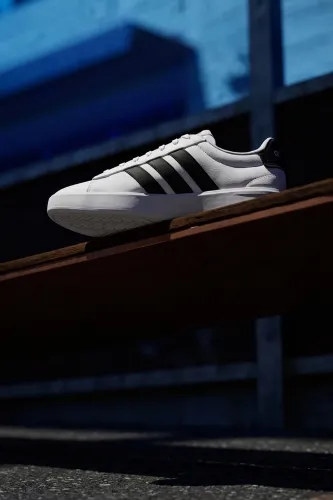 Resim Adidas GRAND COURT 3.0 Erkek Spor Ayakkabı IH1472