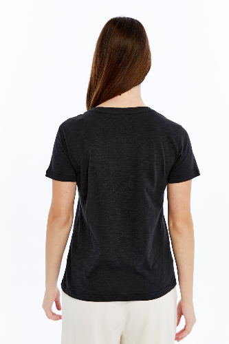 Resim Viole&More 1001 Flamlı Cepli V Yaka Kadın T-shirt