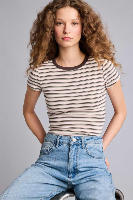 Resim Defacto Kadın T-shirt G2231AX/PN74