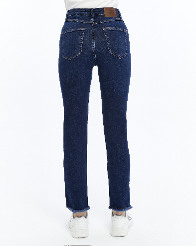 Resim Yenikoza Kadın Jean