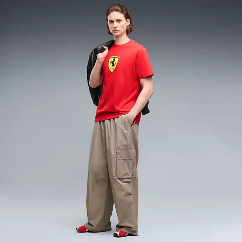 Resim Puma Ferrari Colored Shield Tee Erkek T-Shirt 637003-02