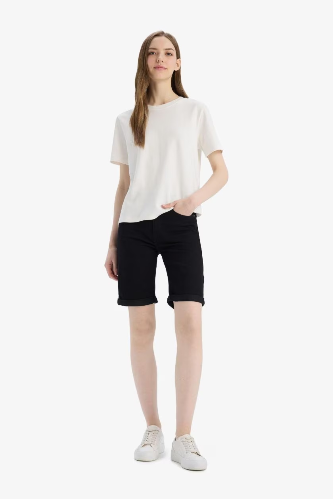 Resim Defacto Kadın Penye Şort A1958AX/NM40