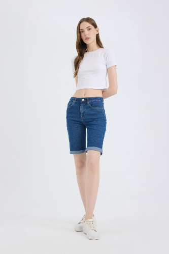 Resim Defacto Kadın Penye Şort A1958AX/NM28
