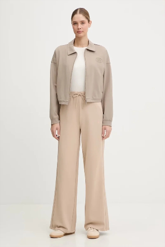 Resim Guess Athleisure  Kadın  T-shirt V6RI17KD741-G1O6 Sonıa Cn Ss T-Shırt