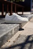 Resim Adidas BARREDA Kadın Spor Ayakkabı JP5957