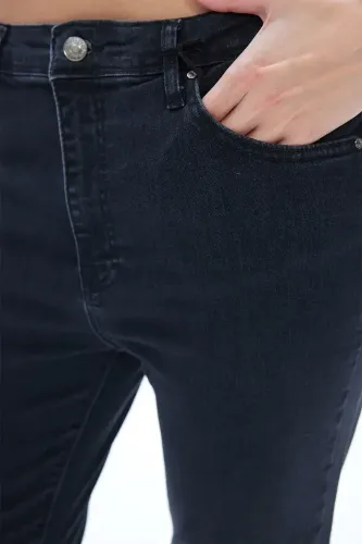 Resim Yenikoza Kadın Jean
