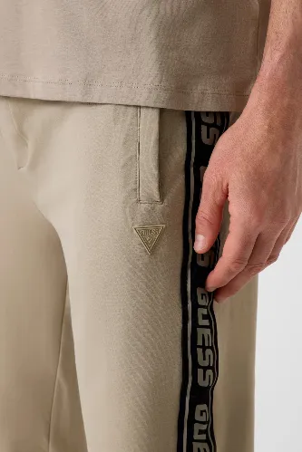 Resim Guess Athleisure  Erkek Eşofman alt Z2YB19K6ZS1-G9I0 New Arlo Long Pant