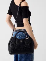 Resim Guess Handbag  Kadın  Çanta HWBG9914060-BLA Darcy Gırlfrıend Satchel