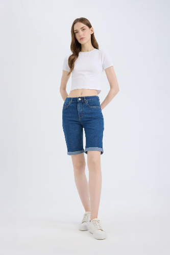 Resim Defacto Kadın Penye Şort A1958AX/NM28