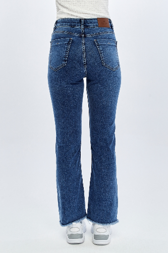 Resim Yenikoza Kadın Jean