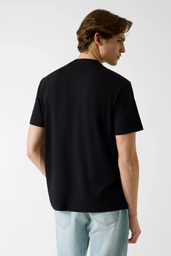 Resim Guess  Erkek  T-shirt M6GI21K3053-JBLK Cn Ss Small Patch Cotton Modal