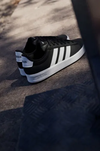 Resim Adidas GRAND COURT 3.0 Erkek Spor Ayakkabı IH1473