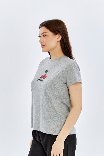 Resim Viole&More Kadın T-Shirt Yk22 Cherry Baskılı