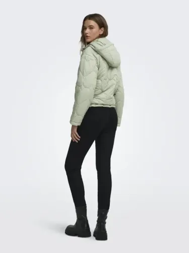 Resim Only Onltahıa Lw Heart Hood Jacket Cc Otw Kadın Mont 15373691