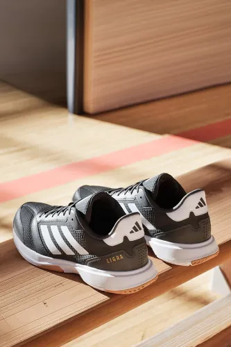 Resim Adidas Ligra 8 M Erkek Spor Ayakkabı Ih0526