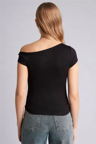 Resim Defacto Kadın  T-shirt G5383AX/BK81