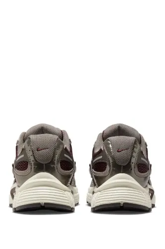 Resim Nike V5 RNR Kadın Spor Ayakkabı HQ7901-602