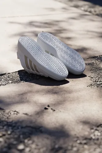 Resim Adidas GRAND COURT BASE 3.0 Kadın Spor Ayakkabı HQ0094