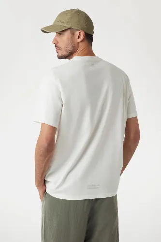 Resim Guess Azha Cn Over T-Shırt Erkek T-shirt Z4Bı02I3Z14-G018
