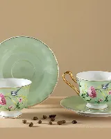 Resim English Home  Yemek Takımı