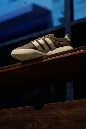 Resim Adidas Barreda Decode Earstr Erkek Spor Ayakkabı JR3519