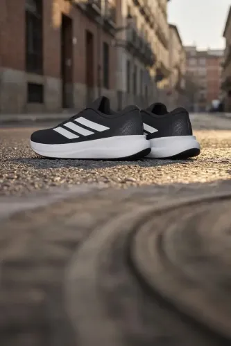 Resim Adidas RUNFALCON 6 W Kadın Spor Ayakkabı IH9537