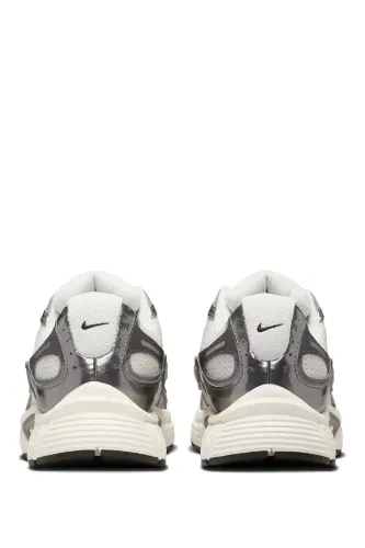 Resim Nike V5 RNR Erkek Spor Ayakkabı HJ5228-009