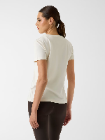 Resim Guess Athleisure  Kadın  T-shirt V3BI11J1314-G9L9 Brıana Ss T-Shırt