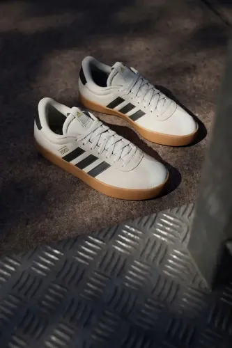 Resim Adidas VL COURT 3.0 Kadın Spor Ayakkabı JP5351