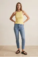 Resim QUZU Kadın Atlet