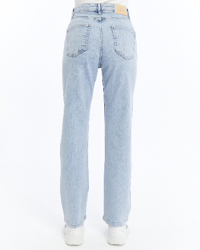 Resim Yenikoza Kadın Jean