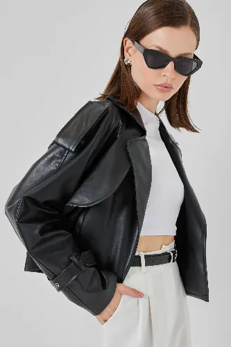 Resim Yenikoza Kadın Deri Mont ve Ceket