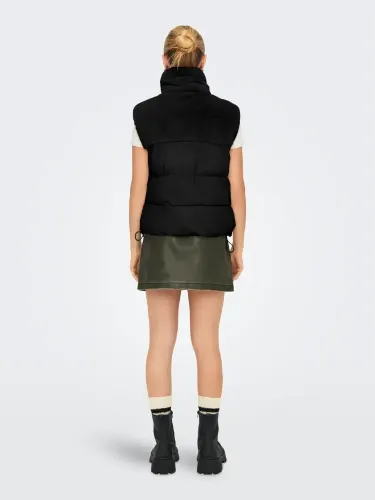 Resim Only Onlwanja Fur Puffer Mıx Waıstcoat Cc Otw Kadın Mont 15322053