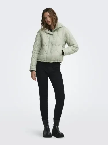 Resim Only Onltahıa Lw Heart Hood Jacket Cc Otw Kadın Mont 15373691