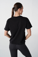 Resim 911867-2001 Hmlt-Ic Icona Regular Kadın T-Shirt