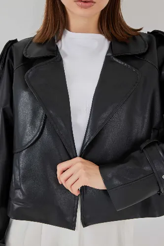 Resim Yenikoza Kadın Deri Mont ve Ceket