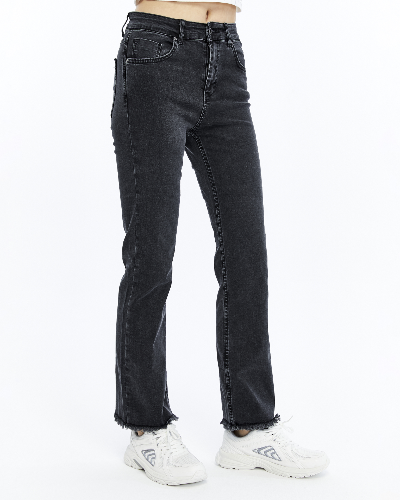 Resim Yenikoza Kadın Jean