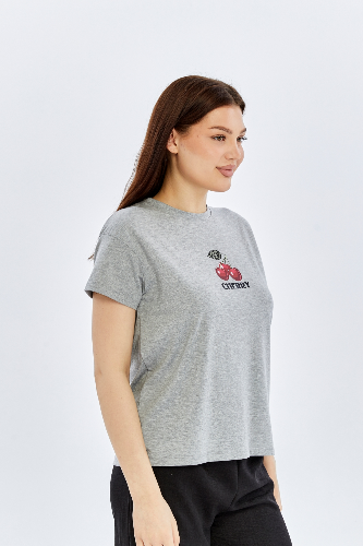 Resim Viole&More Kadın T-Shirt Yk22 Cherry Baskılı