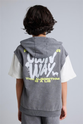 Resim Defacto Erkek Çocuk T-shirt G9737A8/GR452