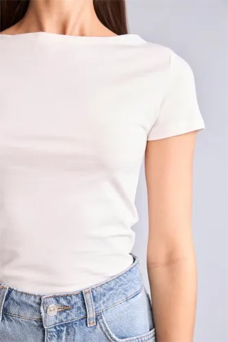 Resim Defacto Kadın T-shirt H8076AX/WT32